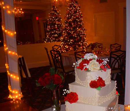 pictures of christmas wedding cakes